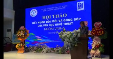 23 Kasım 2024, Haiduong, Vietnam. Edebiyat ve sanat üzerine toplantı