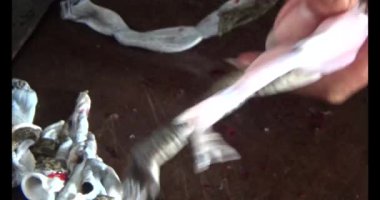 Pişirecek kurbağa eti 