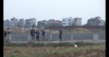 25 Kasım 2024, Haiduong, Vietnam. Beton yollar.