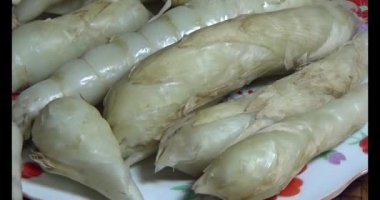 Tabaktaki manyok.