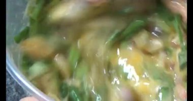 Soğanlı sahanda yumurta