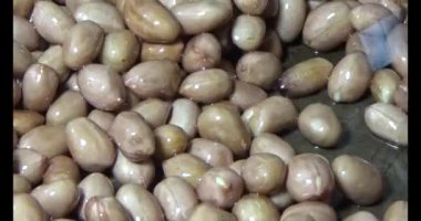 Tuzlu kavrulmuş fıstık.