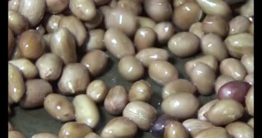 Tuzlu kavrulmuş fıstık.