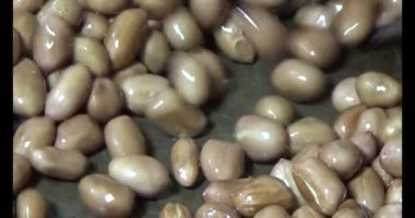 Tuzlu kavrulmuş fıstık.