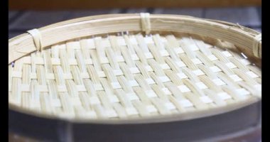 Tabakta bir dilim ekmek