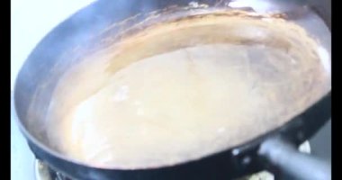 Yumurtalı kızarmış karides.