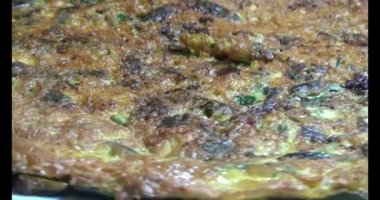Yumurtalı kızarmış karides.
