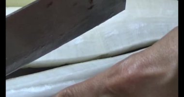 Turpu güneşte kurut.