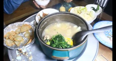 Sebzeli, etli ve balıklı güveç.