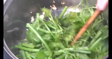 Kızarmış sebzeler.