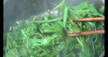 Kızarmış sebzeler.