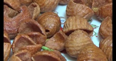 Tabaktaki renkli aperatifler