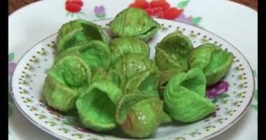 Tabaktaki renkli aperatifler