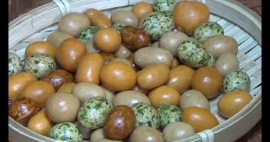 Tabakta kızarmış fıstık.