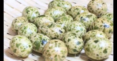 Tabakta kızarmış fıstık.