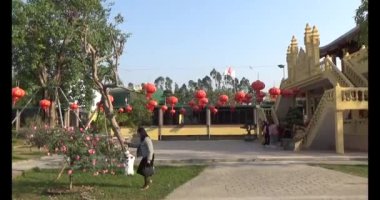 Yeni yıl festivalinde fenerler