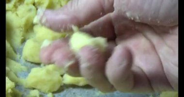 Patates keki yap.