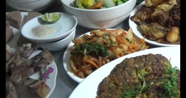 Vietnam 'da yeni yıl yemeği. Vietnam 'da yemek