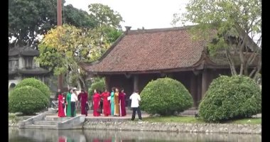 Vietnam ve Budist bayrağı.