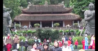 30 Mart 2025, Diatanngphilai Pagoda. Liemson, Thanhliem, Hanam, Vietnam. Diatanngphilai Pagoda eski bir pagoda. Yılın başında birçok insan ailelerine ve yaşamlarına şans dilemek için tapınağa gelir.