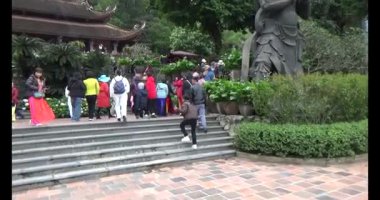 30 Mart 2025, Diatanngphilai Pagoda. Liemson, Thanhliem, Hanam, Vietnam. Diatanngphilai Pagoda eski bir pagoda. Yılın başında birçok insan ailelerine ve yaşamlarına şans dilemek için tapınağa gelir.