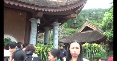 30 Mart 2025, Diatanngphilai Pagoda. Liemson, Thanhliem, Hanam, Vietnam. Diatanngphilai Pagoda eski bir pagoda. Yılın başında birçok insan ailelerine ve yaşamlarına şans dilemek için tapınağa gelir.