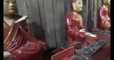 30 Mart 2025, Diatanngphilai Pagoda. Liemson, Thanhliem, Hanam, Vietnam. Diatanngphilai Pagoda eski bir pagoda. Yılın başında birçok insan ailelerine ve yaşamlarına şans dilemek için tapınağa gelir.