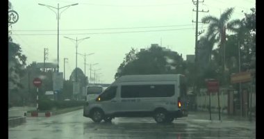 Yağmurda araba kullanırken