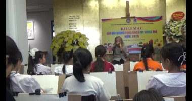 4 Haziran 2025. Van An, Chi Linh, Hai Duong, Vietnam. çizim sınıfında