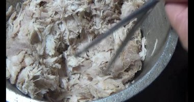 Domuza vurmak için.