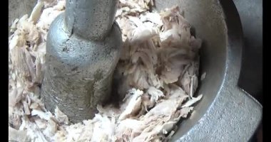 Domuza vurmak için.