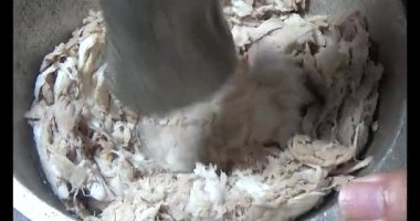 Domuza vurmak için.