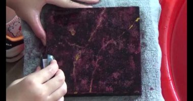 Haziran 07, 2025. Van An, Chi Linh, Hai Duong, Vietnam. Çocuklar geleneksel resimler çiziyor