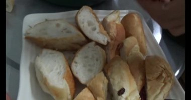 Biftek yahnisi ve yemek.