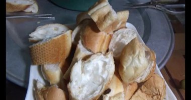 Biftek yahnisi ve yemek.