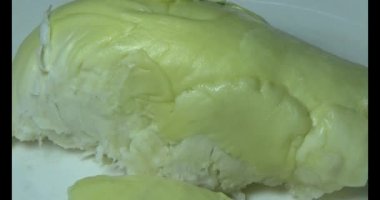 Durian kesimi.