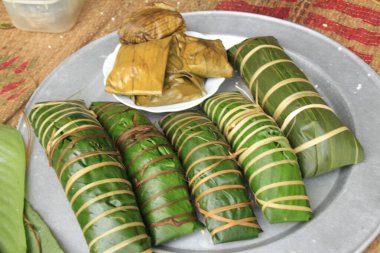 Geleneksel Banh Chung Vietnam 'da