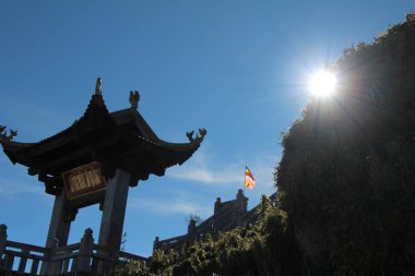 Vietnam 'daki tapınaklar ve festivaller