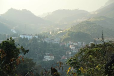 Vietnam 'daki dağ manzarası