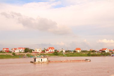 Vietnam kırsalındaki köy.