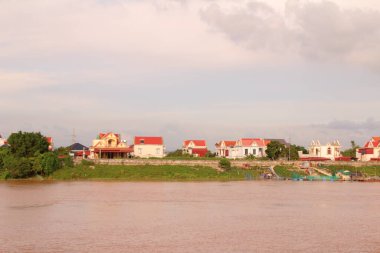 Vietnam kırsalındaki köy.