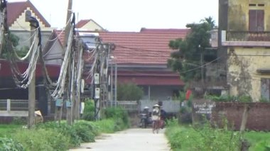 Vietnam kırsalındaki köy.