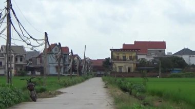 Vietnam kırsalındaki köy.