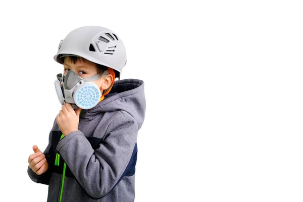 強い男の子 グレーのジャケットの子供 プロのマスクのハードハット 信頼性 ビルダーの職業との知り合い 極端なスポーツを実証する概念 — ストック写真