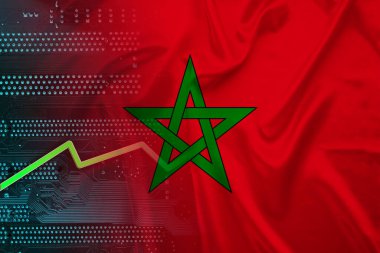 Ulusal Fas bayrağı ipek üzerinde kıvrımlar, yeşil elektronik baskılı devre kartı PCB, büyüme oku, modern teknoloji konsepti, ticaret, ekonomi, politika, küresel dünya ticareti