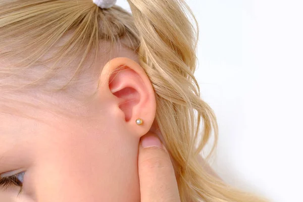 Ouvido Pequeno Paciente Criança Menina Anos Parte Rosto Perfil Close — Fotografia de Stock