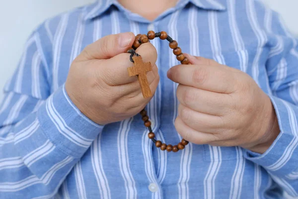 Close Hands Elderly Believing Woman Christian Living World Wooden Rosary — Stock Photo, Image