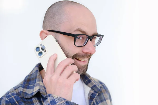 Young Man Glasses Using Modern Phone Smile Highlighting Role Gadgets — Stock Photo, Image