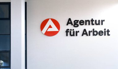 iş arama, eğitim, sosyal yardım merkezi Almanya 'da, profesyonel adaptasyon, iş etkinliği, istihdam yoluyla sosyal entegrasyon, Frankfurt - 11 Ekim 2023