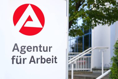 iş arama, eğitim, sosyal yardım merkezi Almanya 'da, profesyonel adaptasyon, iş etkinliği, istihdam yoluyla sosyal entegrasyon, Frankfurt - 11 Ekim 2023